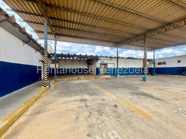 26 18270 Galpon Deposito en Venta en Punto Fijo, Falcon