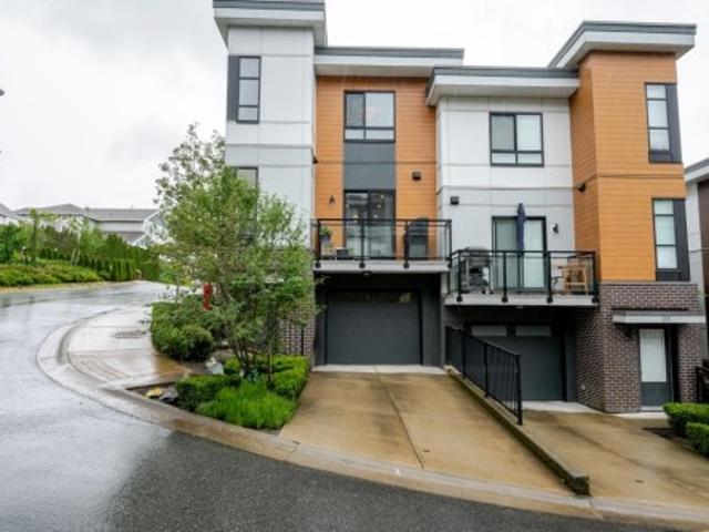 26 2008 Avenue, Langley, BC, V2Y 3H9 townhouse for sale | Listing ID R3126 | Royal LePage