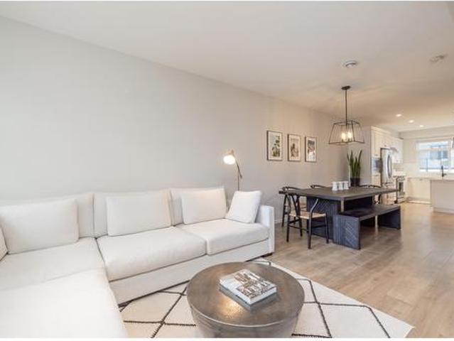 26 3339 Street, Surrey, BC, V4P 0G6 townhouse for sale | Listing ID R2995 | Royal LePage