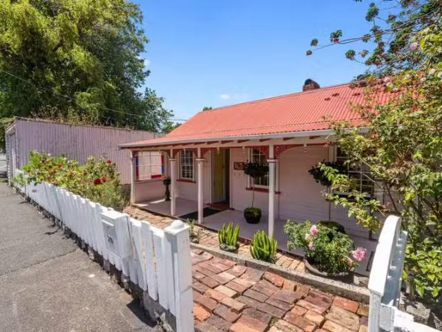 26 Vauxhall Road, Devonport, North Shore City