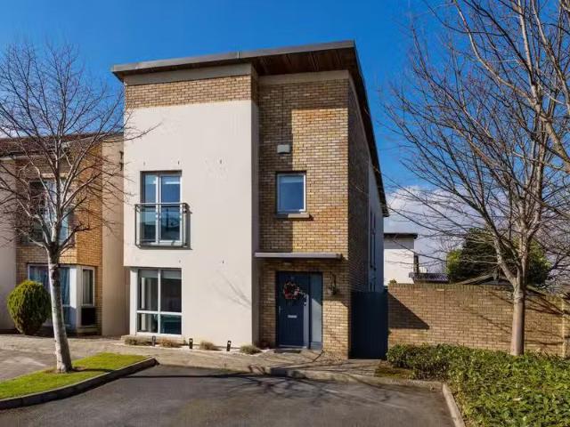 26 Waterside Walk, Malahide, Co Dublin, K36PT67 is for sale
