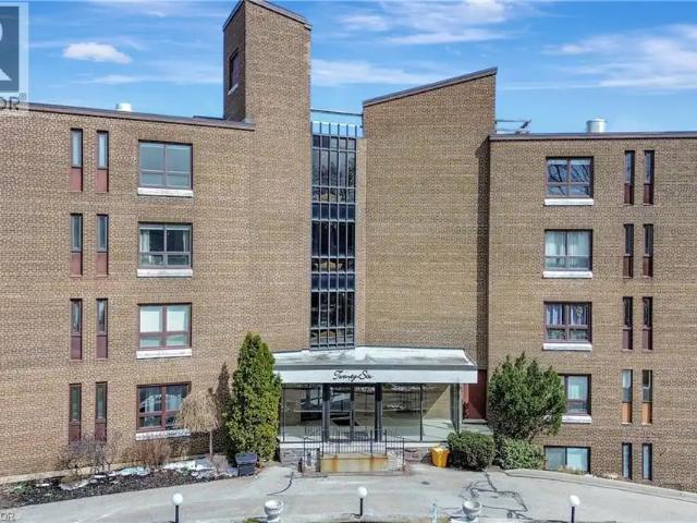 26 WENTWORTH Avenue Unit# 5N