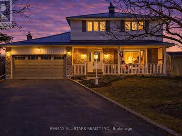 26 Applewood Crescent, Kawartha Lakes Lindsay, ON, K9V 4W8 house for sale | Listing ID X12969 | Royal LePage