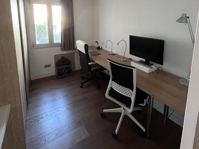 26 Av. de Gabriel Roca, Palma de Mallorca, Balearic Islands 07014
