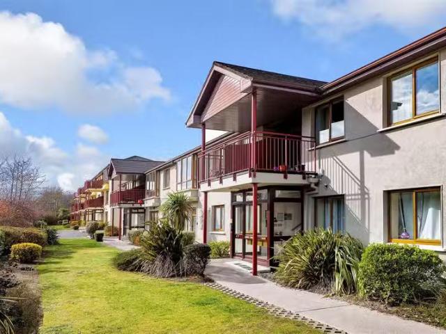 26 Binsin, Western Distributor Road, Knocknacarra, Galway
