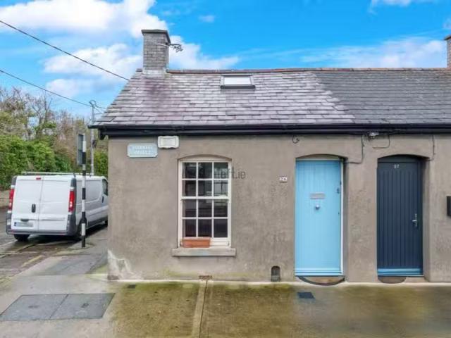 26 Coldwell Street, Glasthule, Co. Dublin is for rent