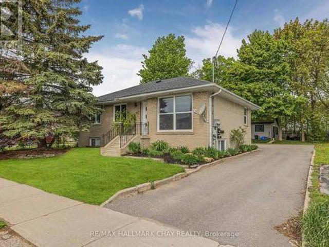 26 Cundles Road E, Barrie, ON, L4M 2Z5 investment for sale.