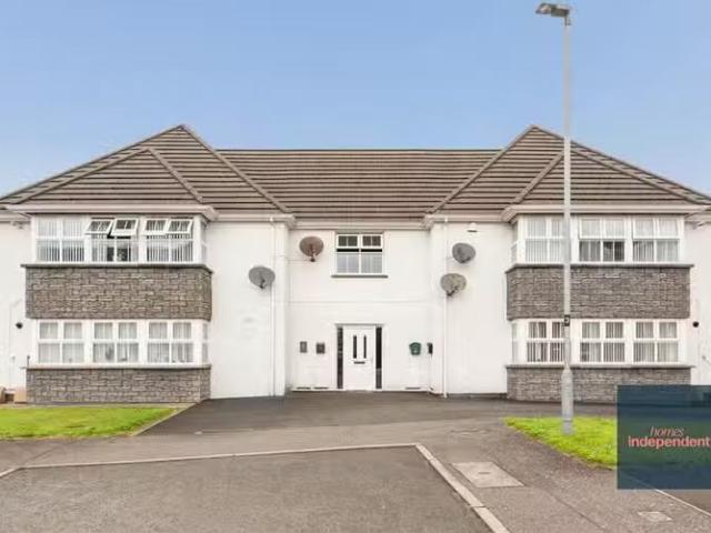 26 Doury Grove