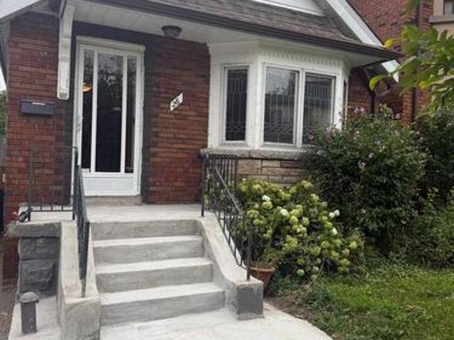26 Elmsdale Road W, Toronto, ON, M4J 3M4 house for lease | Listing ID E13670 | Royal LePage