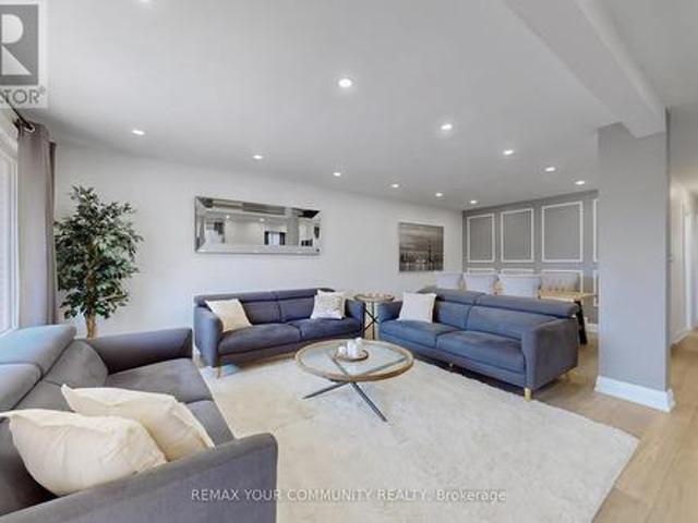 26 Faye Drive, Toronto, ON, M2J 3S6 house for sale | Listing ID C13044 | Royal LePage