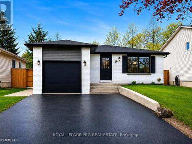 26 Hickling Trail, Barrie, ON, L4M 5S4 house for sale | Listing ID S13140 | Royal LePage