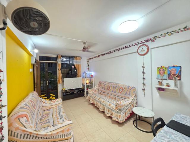 26 Jalan Klinik HDB Apartment For Sale, $400,000, 2 Bed 1 Bath 645 sqft $620.00 psf
