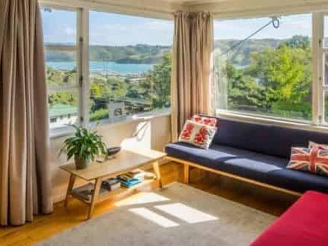 26 Kiriwai Road, Paremata, Porirua City