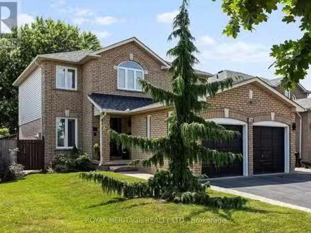 26 Laurelwood Street, Clarington, ON, L1C 4Z4 house for sale.