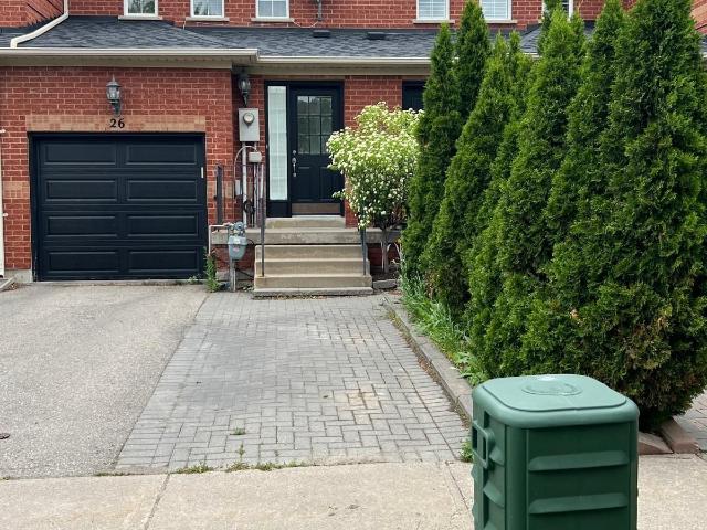 26 Lucena Crescent, Maple | For Sale @ $824,999 | Condos. Ca