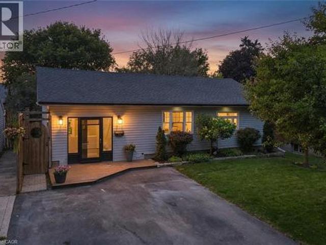 26 Market Street, Kitchener, ON, N2K 1H2 house for sale | Listing ID 40851 | Royal LePage