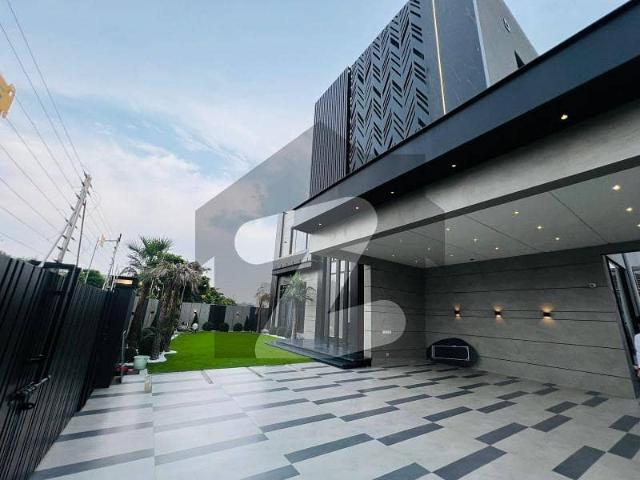 26 marla brand new villa / hosue for sale