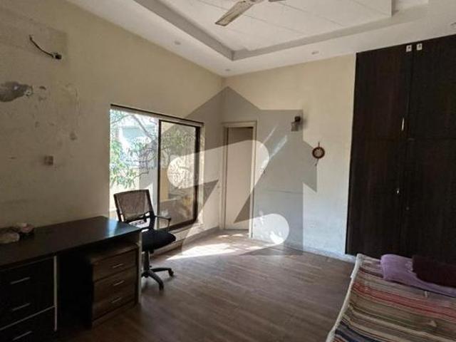 26 Marla Property Available for Rent New Muslim Town Block A