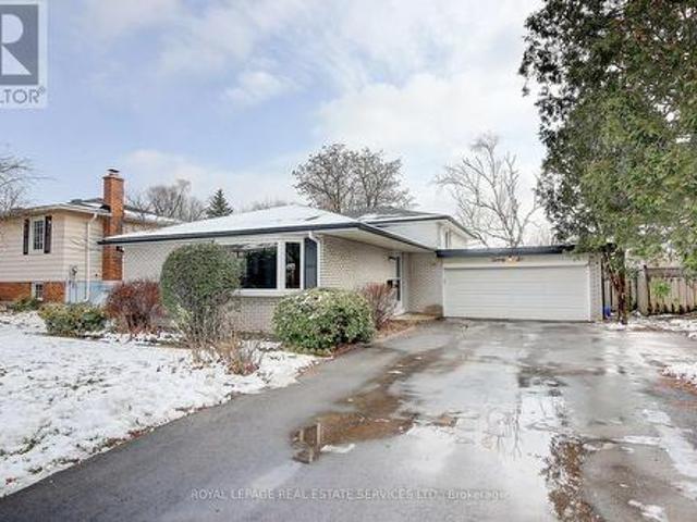 26 Miller Road, Oakville, ON, L6H 1J6 house for sale | Listing ID W12006 | Royal LePage