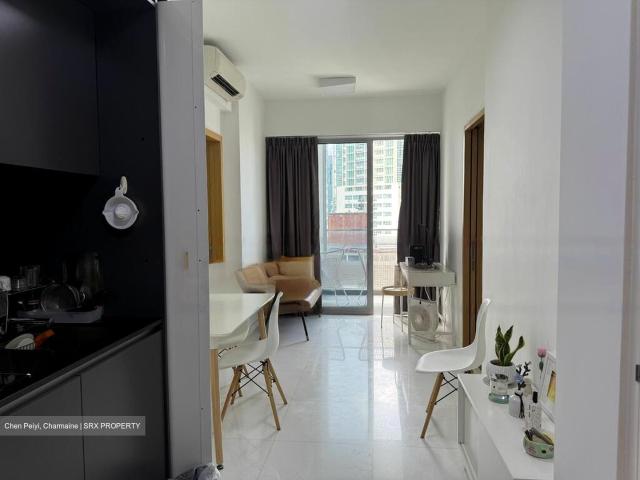 26 Newton D11, Apartment
