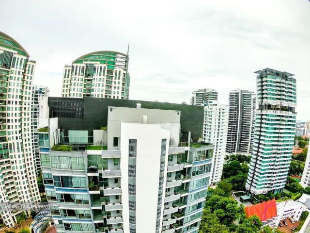 26 Newton D11, Apartment