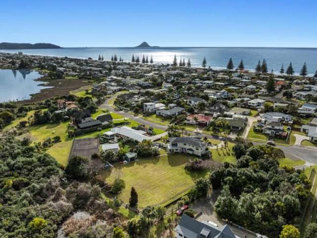 26 Ohiwa Parade, Ohope, Whakatāne