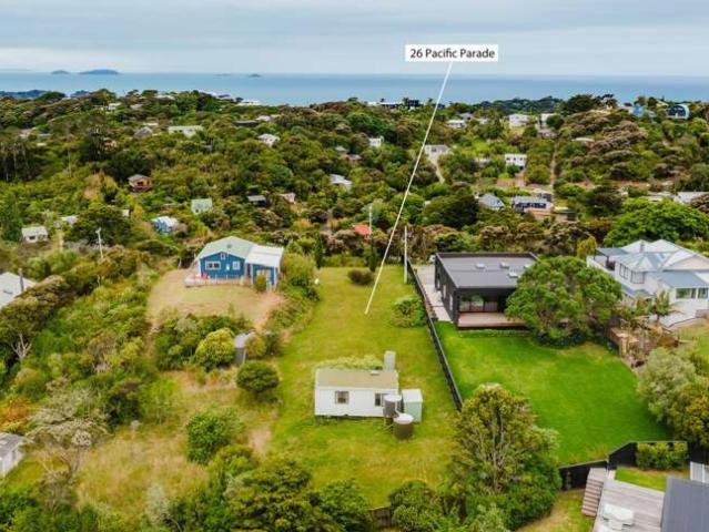 26 Pacific Parade, Surfdale, Waiheke Island