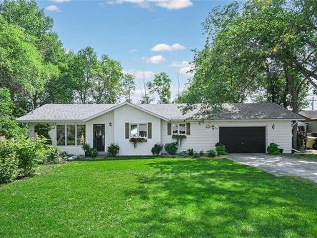 26 Perreault Street, Ste Anne, MB, R5H 1B3 house for sale | Listing ID 202620 | Royal LePage
