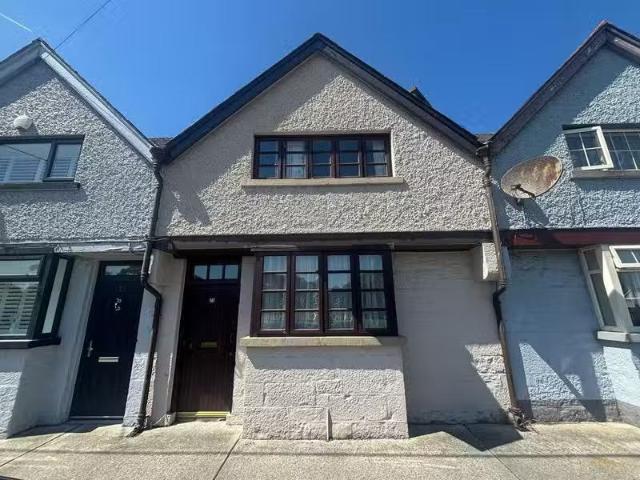 26 Saint Mel's Road, Longford Town, Co. Longford, N39V9F6 is f.