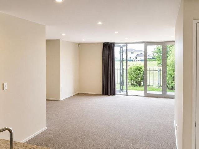 2/6 Sienna Court, Aidanfield Christchurch