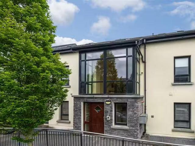 26 Slade Castle Avenue, Saggart, Co. Dublin