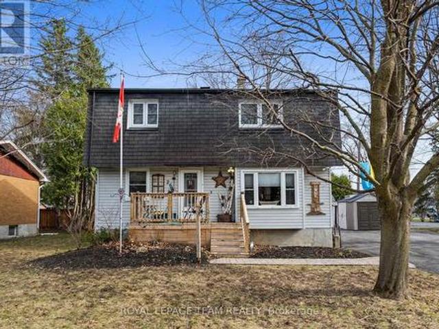 26 Starwood Road, Ottawa, ON, K2G 1Y8 house for sale | Listing ID X13043 | Royal LePage
