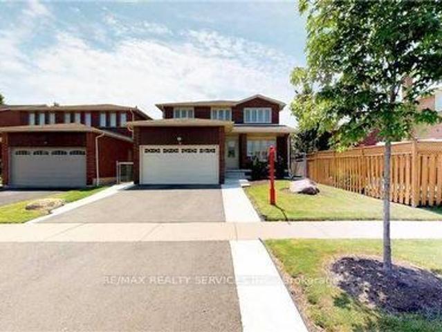 26 Sunforest Drive, Brampton, ON, L6Z 2Z1 house for sale | Listing ID W13119 | Royal LePage