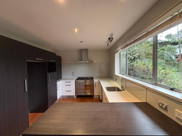 26a Valley Road