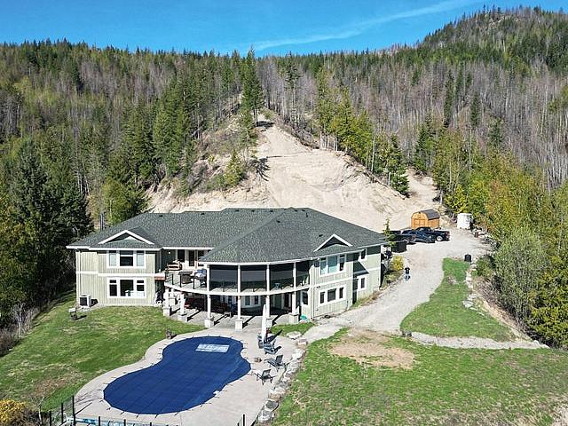 #26gh –11.76± Acres W/ Executive Home Overlooking Shuswap Lake