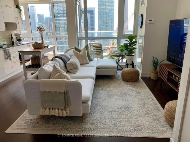 2706 30 Nelson Street, Toronto | Leased, C12874 | Condos. Ca