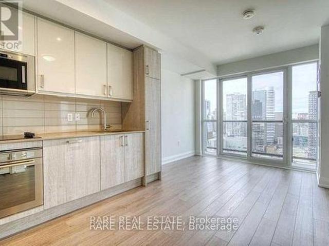 2707 77 Mutual Street, Toronto, ON, M5B 0B9 lease for lease | Listing ID C13452 | Royal LePage