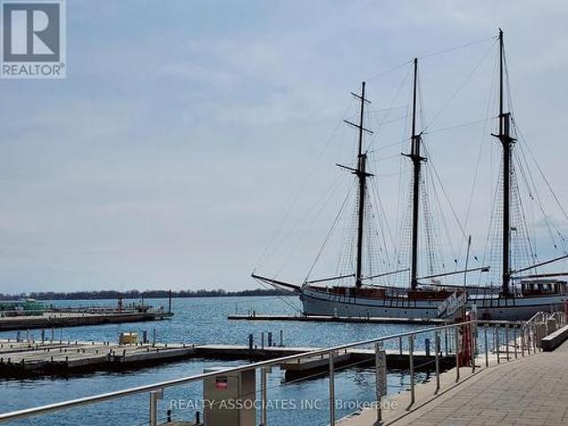 2708 8 York' Street, Toronto, ON, M5J 2Y2 lease for lease | Listing ID C13487 | Royal LePage