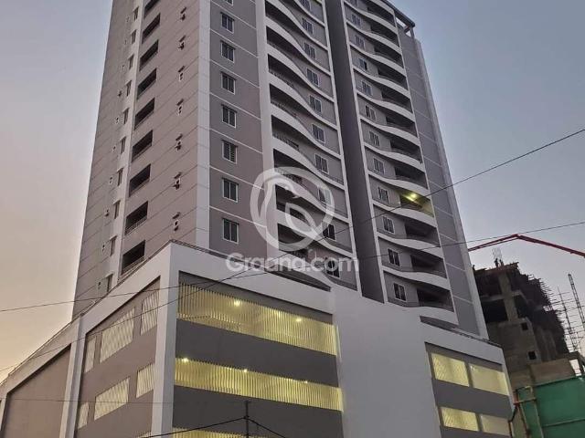 2700 Ft² Flat for Sale