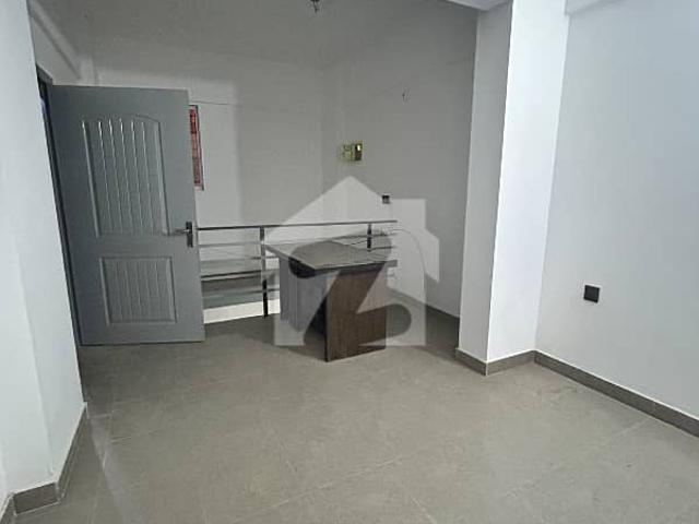 2700 Sqft Basement For Rent 2 Washrooms + 1 Room | Gulshan Iqbal Block 4