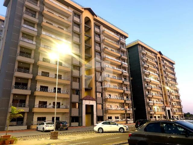 2700 Square Feet Spacious Flat Available In Askari 5 Sector J For Sale