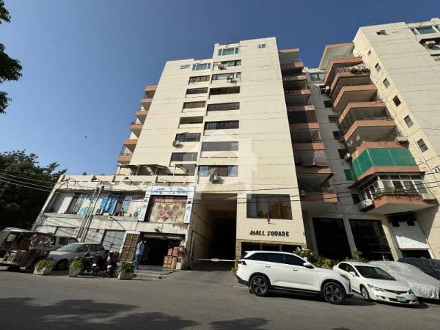 2700 Square Feet 4 Bedrooms Specious Luxury Apartment Mall Square Zamzama Dha Phase 5 Karachi