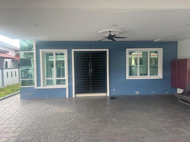 2700sqft Renovated Semi D 4R3B Freehold near GH and Mawar Hospital