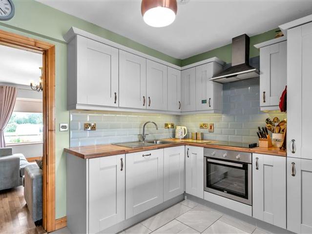 270,000 | 32 Saint Dominic's Park, Athy, Co. Kildare Sherry FitzGerald McDermott Athy 5003 MyHome. Ie Residential