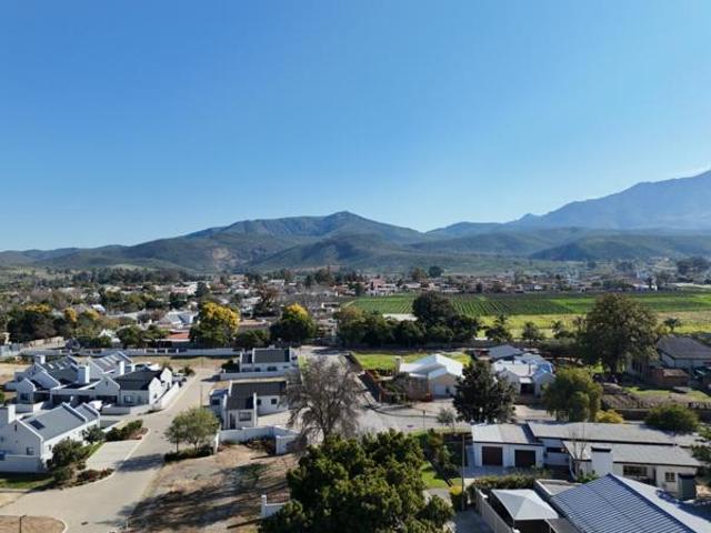 270 m² Land available in Robertson