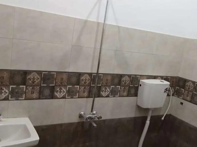 270 sq yards like new portion on 1st floor single belt in jauhar Karachi Gulistan e Jauhar Block 3 ID 63638