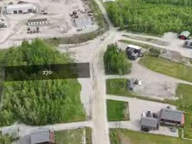 270 Rue Arthur Fecteau, Senneterre Ville, QC, J0Y 2M0 vaca.