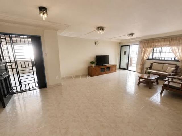 270 Toh Guan Road HDB Apartment For Rent, $4,200, 3 Bed 2 Bath 1,291 sqft $3.25 psf