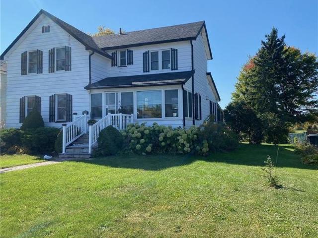 270 Victoria Avenue