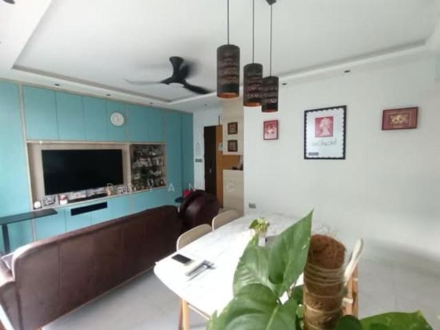 270C Punggol Field HDB Apartment For Sale, $820,000, 3 Bed 2 Bath 1,044 sqft $785.00 psf